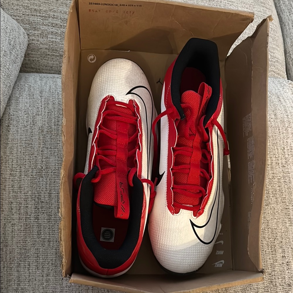 Nike Vapor Edge Shark 2 Cleats NWOT
